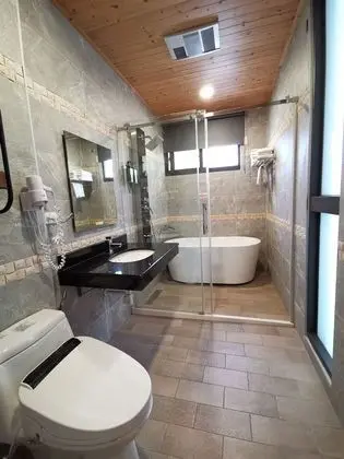Deluxe Dört Kişilik Oda