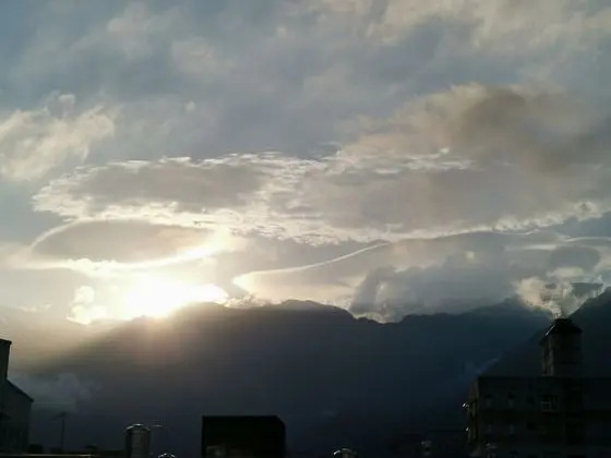 Romantic Tek Büyük Yataklı Oda, 1 Büyük (Queen) Boy Yatak, Şehir Manzaralı, Kule