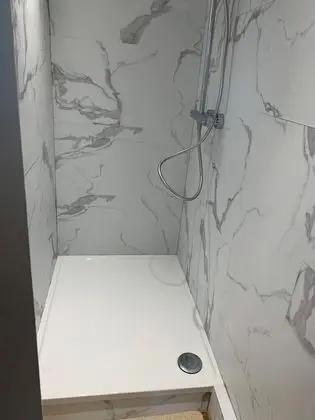 Basic Tek Büyük Yataklı Oda, 1 Yatak Odası, Sigara İçilmez, Özel Banyo (201)