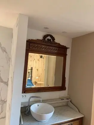 Basic Tek Büyük Yataklı Oda (202)