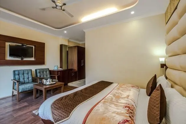 Luxury Tek Büyük Yataklı Oda
