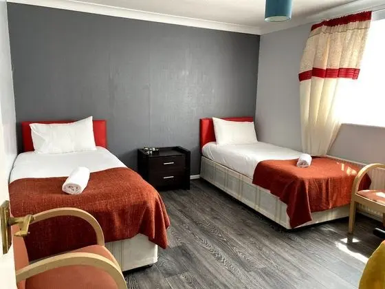 Ev, Özel Banyo, Bahçe Manzaralı