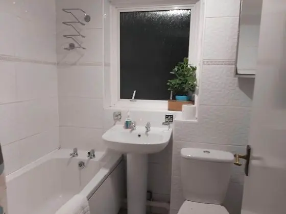 Ev, Özel Banyo, Bahçe Manzaralı