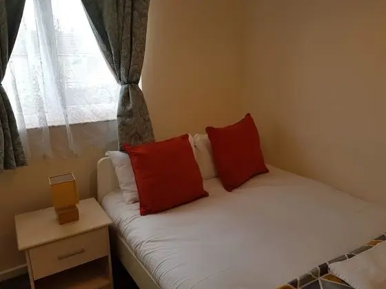 Deluxe Ev, Özel Banyo, Bahçe Manzaralı (Spacious 3 Bedr (6+ Pax))