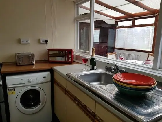 Deluxe Ev, Özel Banyo, Bahçe Manzaralı (Spacious 3 Bedr (6+ Pax))