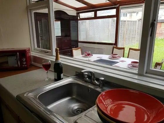 Deluxe Ev, Özel Banyo, Bahçe Manzaralı (Spacious 3 Bedr (6+ Pax))
