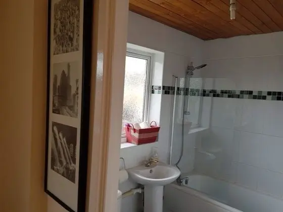 Deluxe Ev, Özel Banyo, Bahçe Manzaralı (Spacious 3 Bedr (6+ Pax))