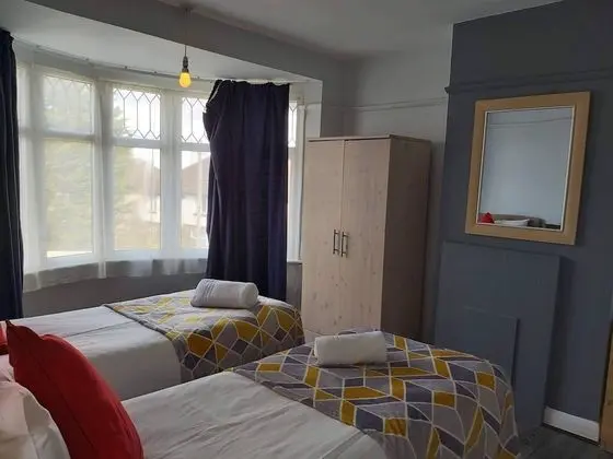 Ev, Özel Banyo, Bahçe Manzaralı (Spacious 3 Bedr (9 ppl))