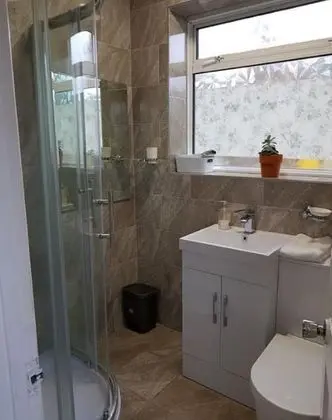 Economy Ev, Özel Banyo, Bahçe Manzaralı (Contractors | Traders)