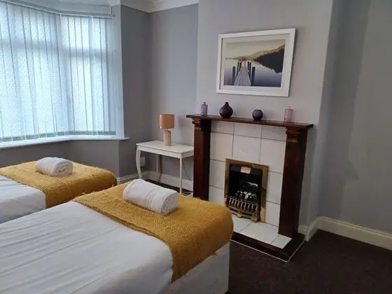 Ev, Özel Banyo (Spacious 4 Bedr (Sleep 8))