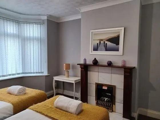 Ev, Özel Banyo (Spacious 4 Bedr (Sleep 8))