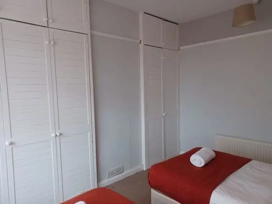 Ev, Özel Banyo (Spacious 4 Bedr (Sleep 8))