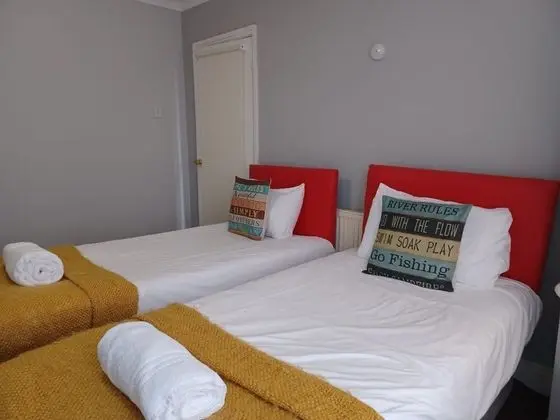 Ev, Özel Banyo (Spacious 4 Bedr (Sleep 8))
