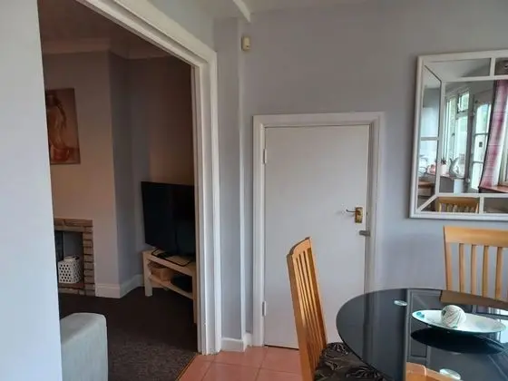 Ev, Özel Banyo (Spacious 4 Bedr (Sleep 8))