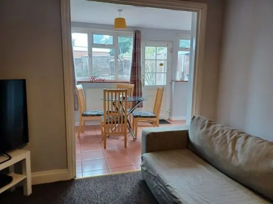 Ev, Özel Banyo (Spacious 4 Bedr (Sleep 8))