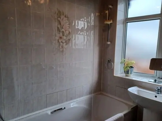 Ev, Özel Banyo (Spacious 4 Bedr (Sleep 8))
