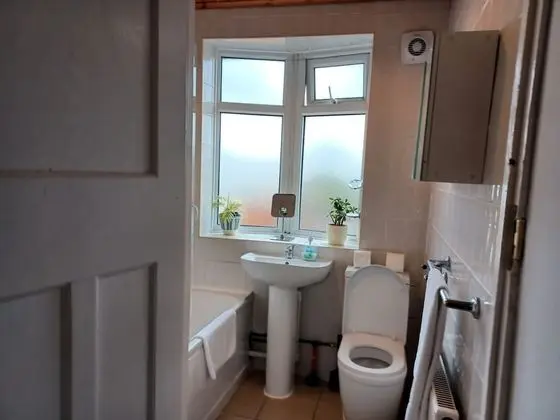 Ev, Özel Banyo (Spacious 4 Bedr (Sleep 8))