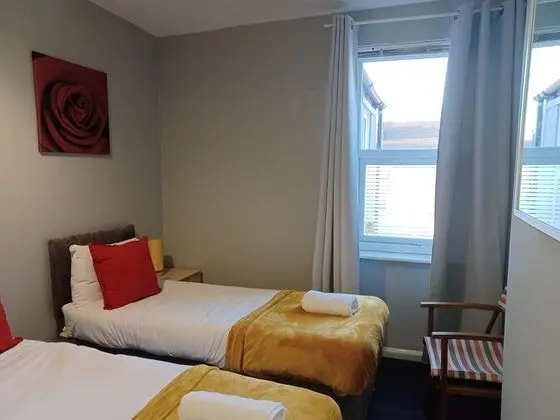 Exclusive Ev, Özel Banyo (Spacious 3 Bedr)