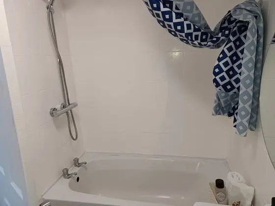 Exclusive Ev, Özel Banyo (Spacious 3 Bedr)