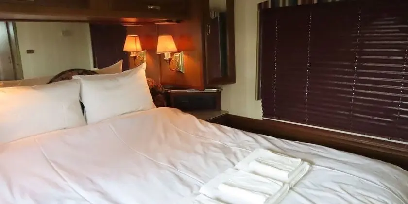 Deluxe Tek Büyük Yataklı Oda, Sigara İçilmez (Mobile Camping Car, with extra bed)