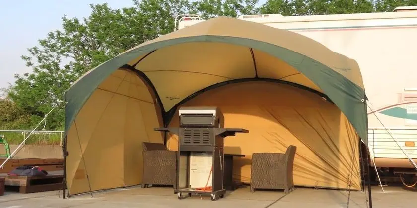 Deluxe Tek Büyük Yataklı Oda, Sigara İçilmez (Mobile Camping Car, with extra bed)