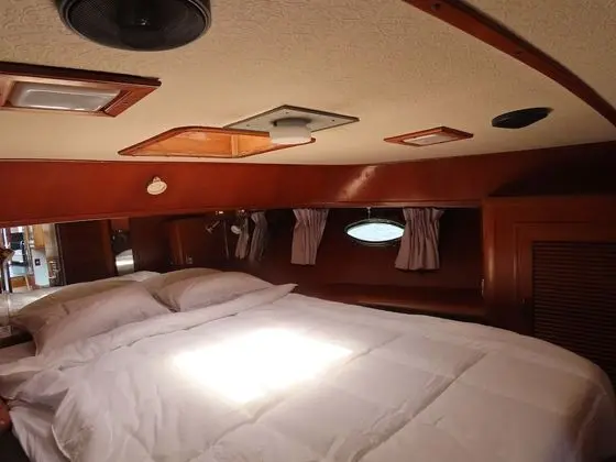 Dört Kişilik Oda, Sigara İçilmez (inside Cruiser, Mixed)
