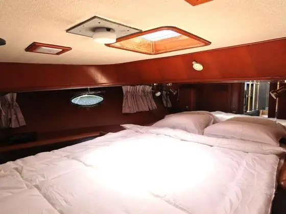 Dört Kişilik Oda, Sigara İçilmez (inside Cruiser, Mixed)