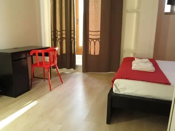 Tek Büyük veya İki Ayrı Yataklı Oda