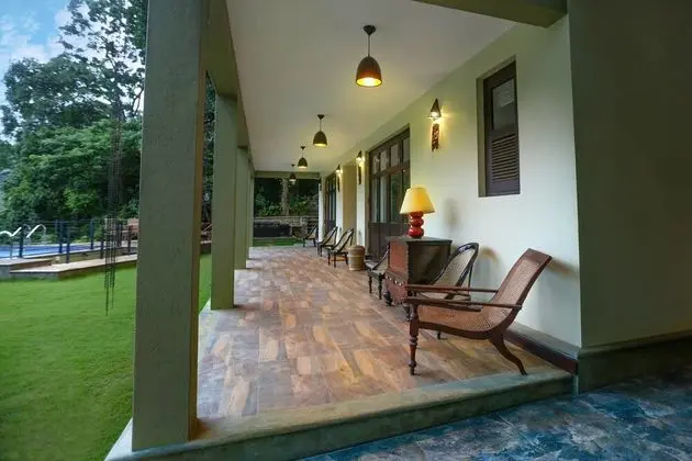 Lake View Deluxe Room