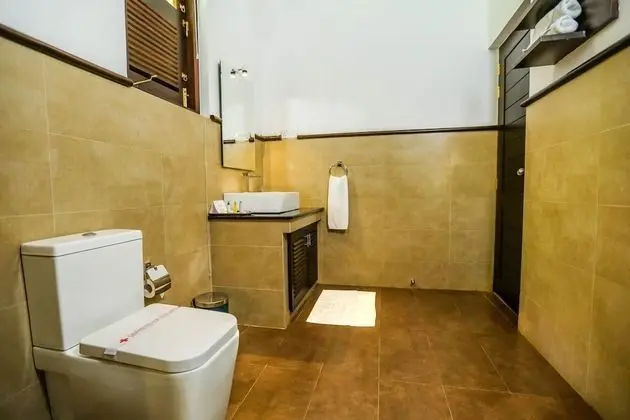 Lake View Deluxe Room