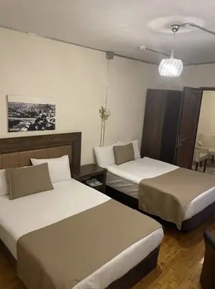 Aile Odası,Bahçe Manzaralı,1. Kat