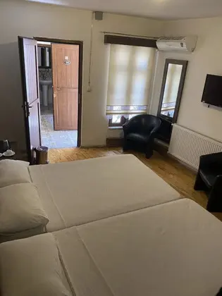 Aile Odası,Bahçe Manzaralı,1. Kat