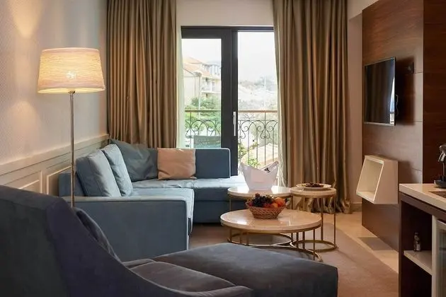 Huma Sea View Suite