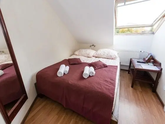 Tek Büyük Yataklı Oda