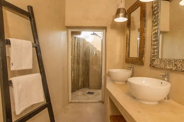 Luxury Tek Büyük veya İki Ayrı Yataklı Oda