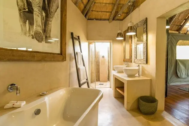 Luxury Tek Büyük veya İki Ayrı Yataklı Oda