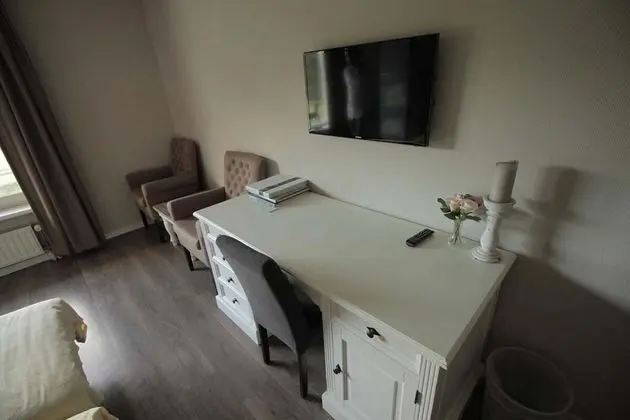 Comfort Tek Büyük Yataklı Oda, Bahçe Manzaralı