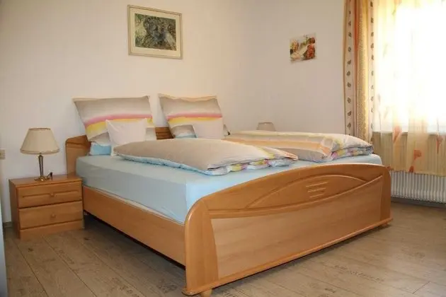Tek Büyük Yataklı Oda, Balkon