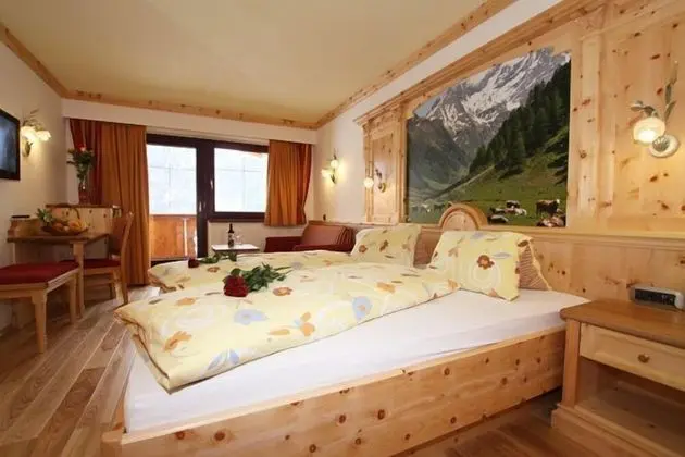 Superior Tek Büyük Yataklı Oda