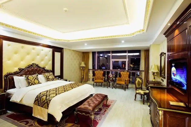 Grand Tek Büyük Yataklı Oda