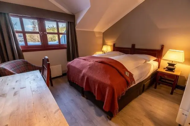 Tek Büyük Yataklı Oda, Balkon