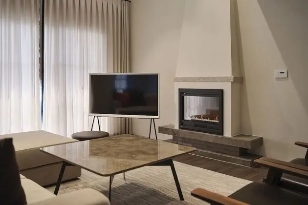 [Room Only] Deluxe Suite B type
