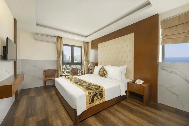 Standard Süit, Özel Banyo, Denize Sıfır