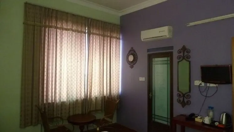 Deluxe Oda, 1 Büyük (Queen) Boy Yatak, Şehir Manzaralı
