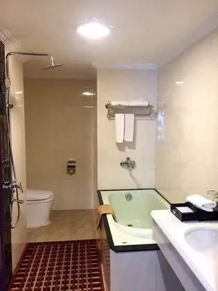 Deluxe Tek Büyük veya İki Ayrı Yataklı Oda