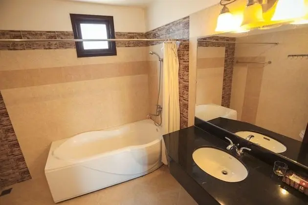 Deluxe Dört Kişilik Oda