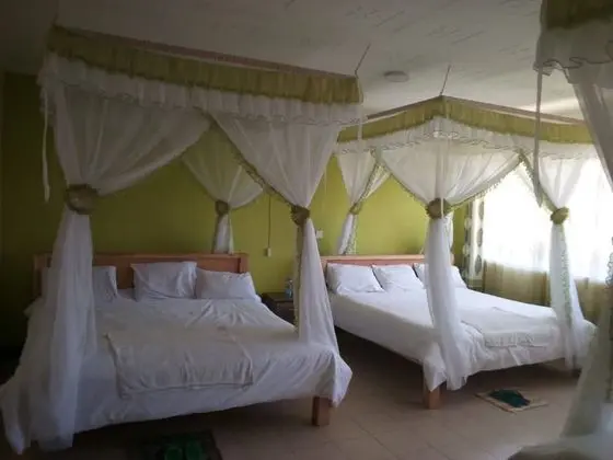 Tek Büyük veya İki Ayrı Yataklı Oda