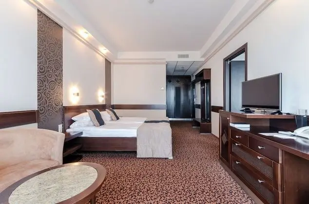 Comfort Üç Kişilik Oda, 2 Yatak Odası