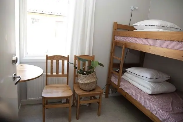 İki Ayrı Yataklı Oda, Ortak Banyo (Shared kitchen, towels/linen excluded)