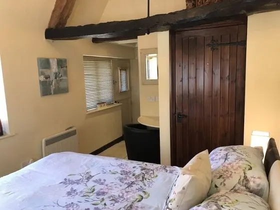 Deluxe Tek Büyük Yataklı Oda, Banyolu/Duşlu, Avlu Manzaralı (The Tack Room)